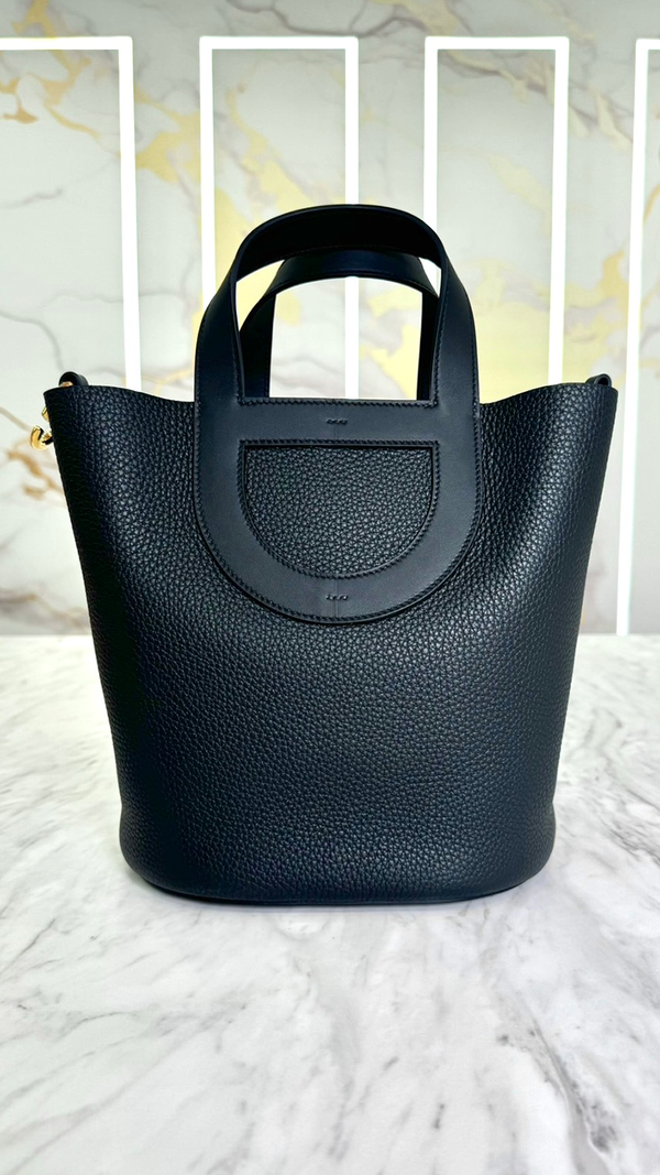 イン・ザ・ループ（IN THE LOOP)