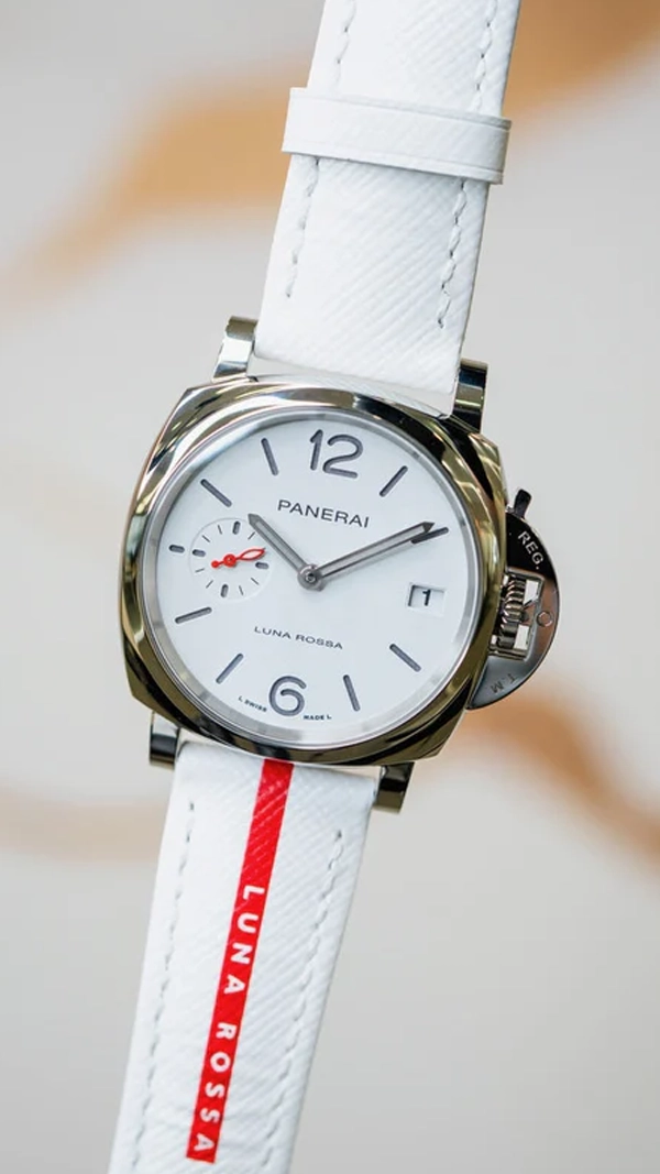 ルミノールドゥエ（LUMINOR DUE）