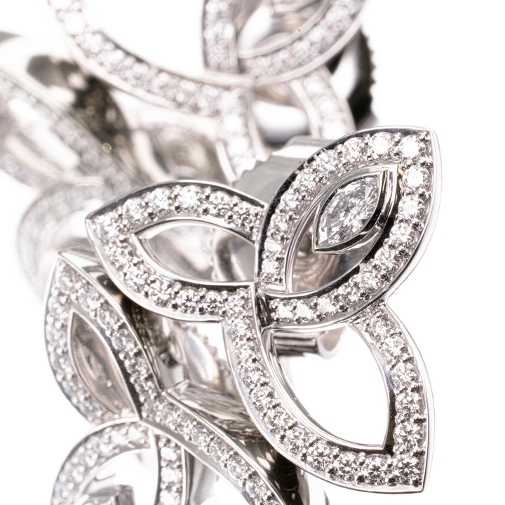 ハリー・ウィンストン リリークラスター ピアス 0.63CT