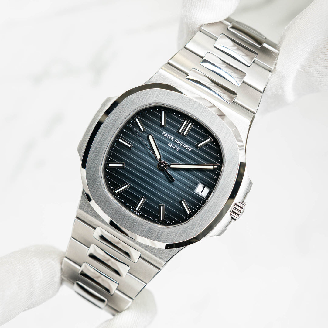 パテックフィリップ ノーチラス 5711/1A-010