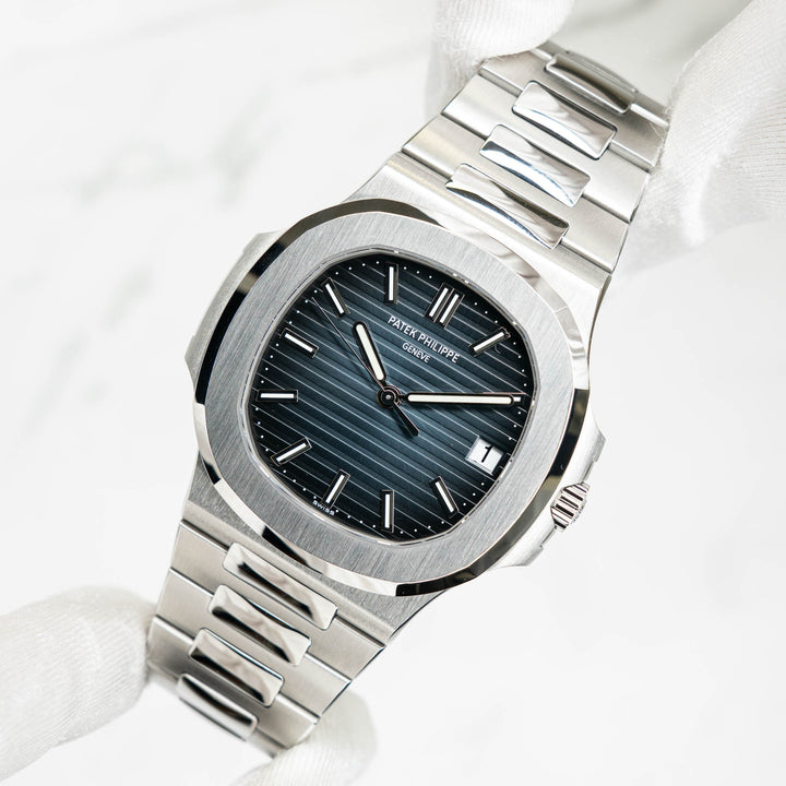 パテックフィリップ ノーチラス 5711/1A-010
