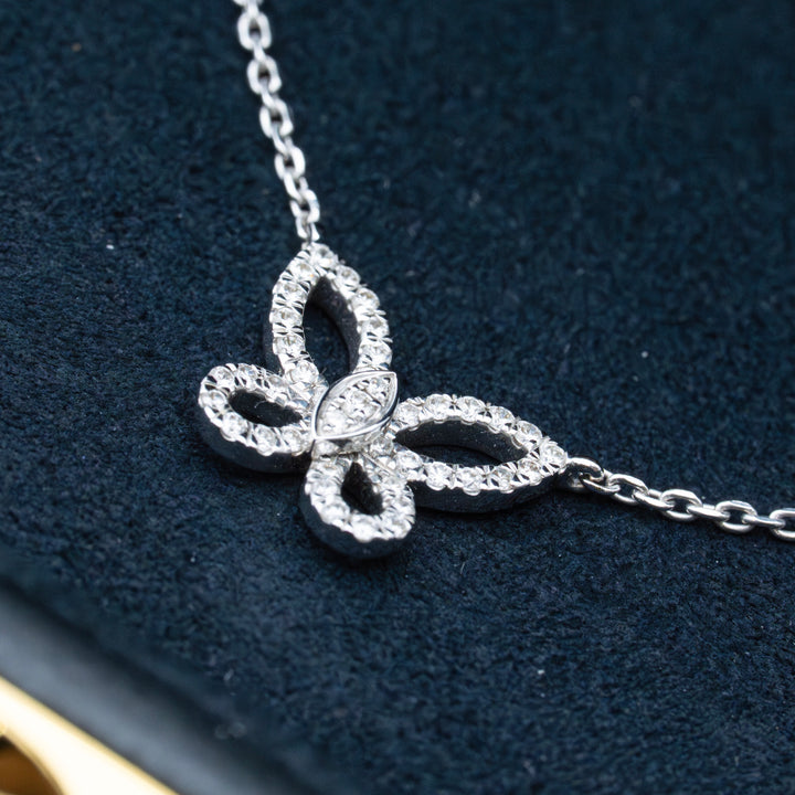 グラフ バタフライ ネックレス 0.15CT
