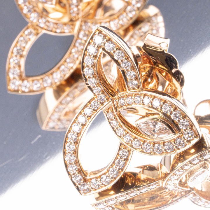 ハリー・ウィンストン リリークラスター ピアス 0.68CT